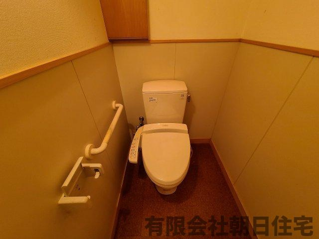 【トイレ】 | 南田町 中古戸建 5DK  土地169.43坪 6,520万円 | トイレも気になるポイント