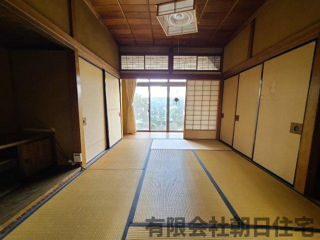 【和室】 | 南田町 中古戸建 5DK  土地169.43坪 6,520万円 | 和室があれば、来客や子供用のスペースとして活躍します