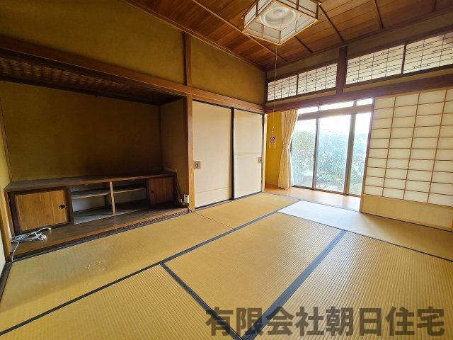 【和室】 | 南田町 中古戸建 5DK  土地169.43坪 6,520万円 | ゆったりとくつろげる和室です