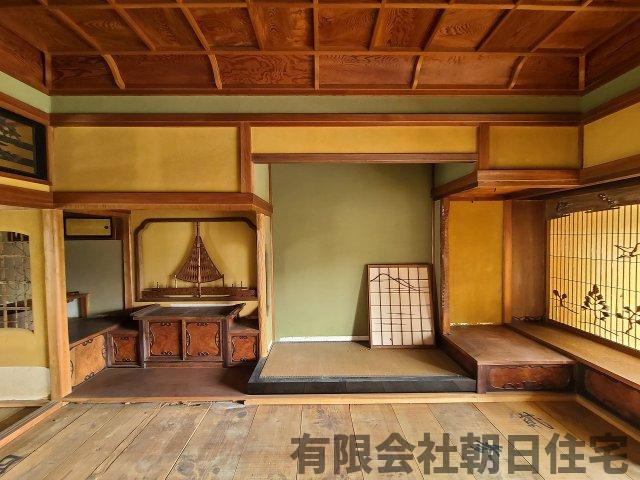 【和室】 | 南田町 中古戸建 5DK  土地169.43坪 6,520万円 | 和室があると落ち着いた雰囲気になりますね