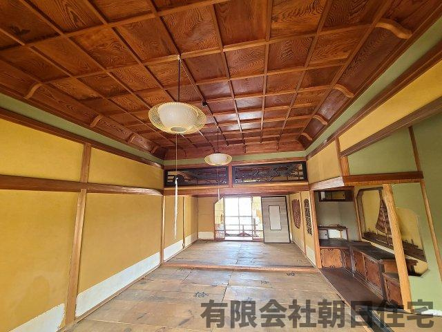 【和室】 | 南田町 中古戸建 5DK  土地169.43坪 6,520万円 | 来客時にも便利な和室付き
