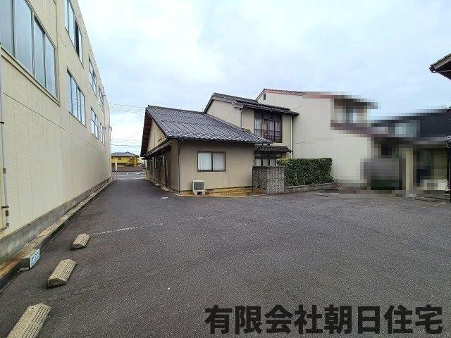 【駐車場】 | 南田町 中古戸建 5DK  土地169.43坪 6,520万円 | 駐車スペースもあります