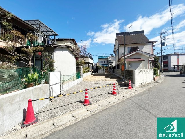 京都市山科区厨子奥苗代元町　第1期　新築一戸建ての前面道路含む現地写真|周辺は落ち着いた街並みの住宅地！子育てがしやすい住環境です！まだ未完成ですが、現地でしかわからない事もございます。是非一度ご覧ください。