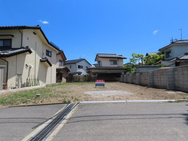 笹賀　売土地の外観