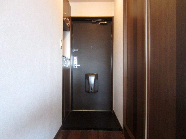 【玄関】