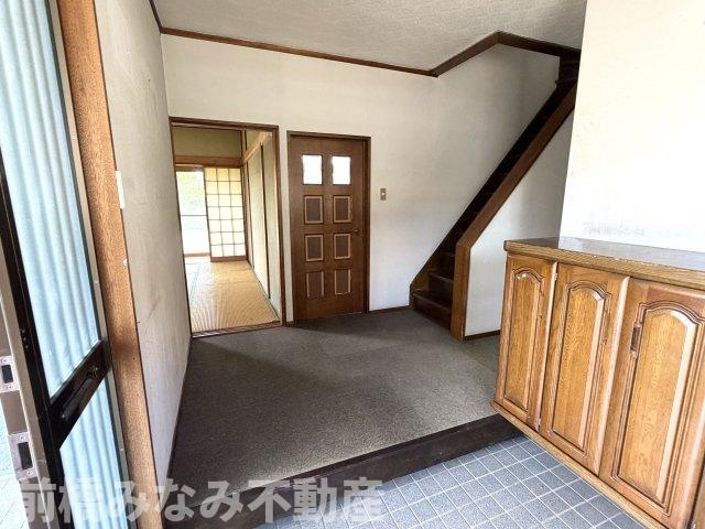 【中古】前橋市鶴が谷町　５Kの玄関|明るい玄関です
