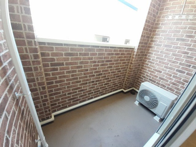 【バルコニー】 | ラ・クレール・メゾン | 開放的で明るい空間を演出してくれるバルコニーです