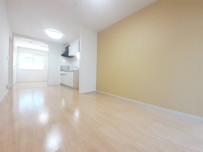 【居間・リビング】 | ラ・クレール・メゾン | おしゃれな居間です