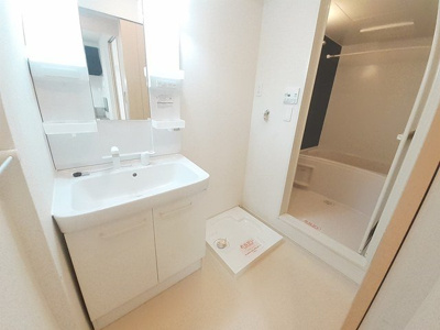 【洗面所】 | ラ・クレール・メゾン | 使いやすい洗面所です