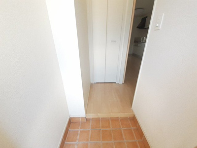 【玄関】 | ラ・クレール・メゾン | ゆったりとした玄関です