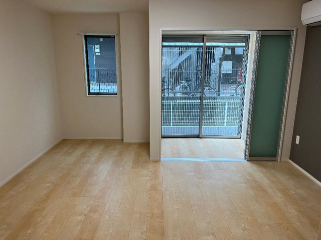 多摩区菅野戸呂 新築工事の洋室