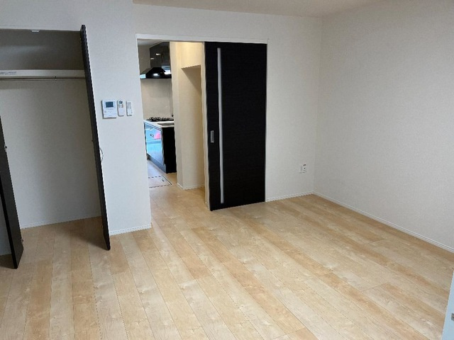 多摩区菅野戸呂 新築工事の居間・リビング