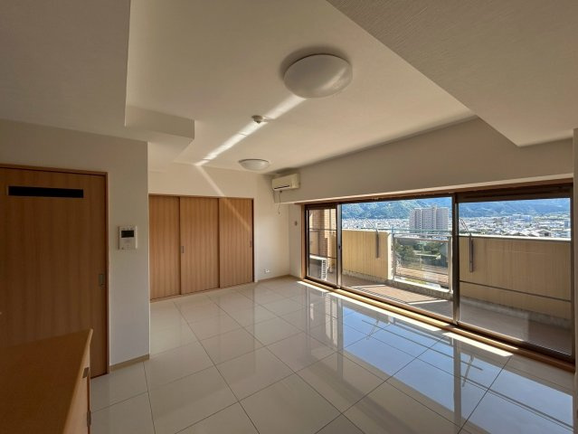 マルイローズガーデンの居間・リビング