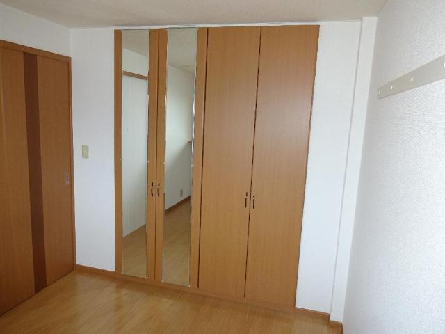 ルミナス・ヨシダＢの収納|クローゼット