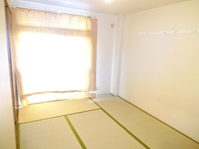 フォレストークイーストの内装|和室