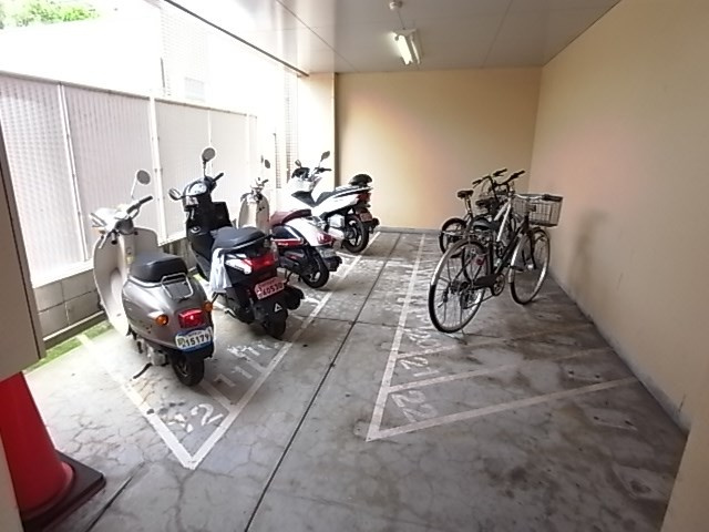 MuMoMi上沢の外観