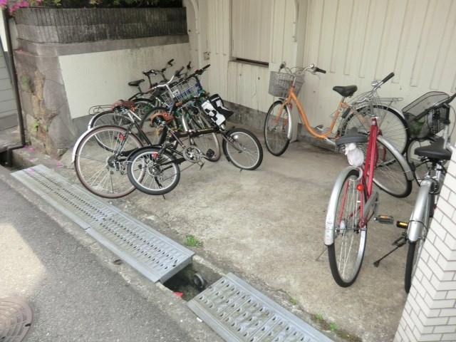 ジョイフル中山手の外観