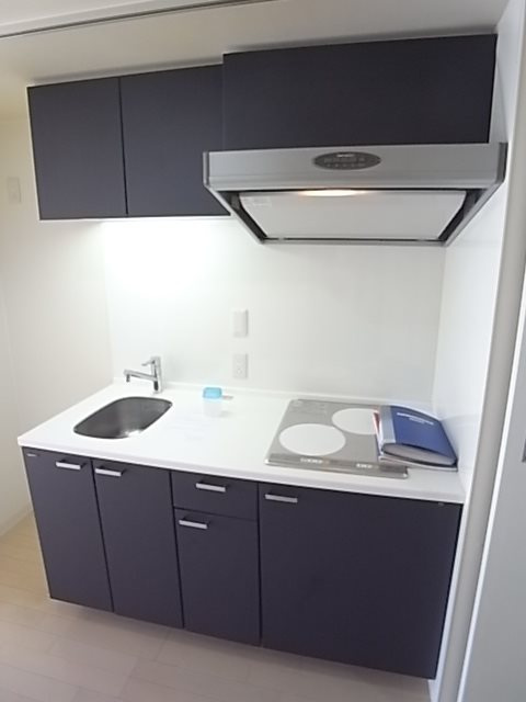 レジディア神戸磯上のキッチン