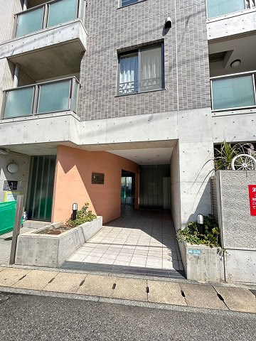 コム・クレール西宮北口の外観