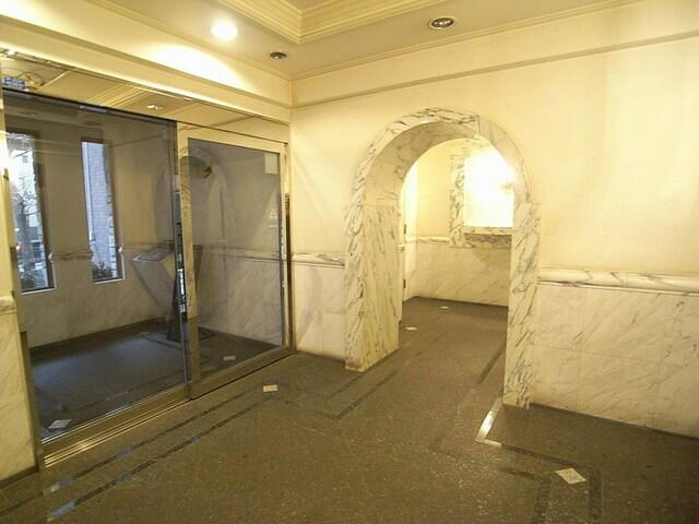 日神パレステージ三軒茶屋第２のロビー