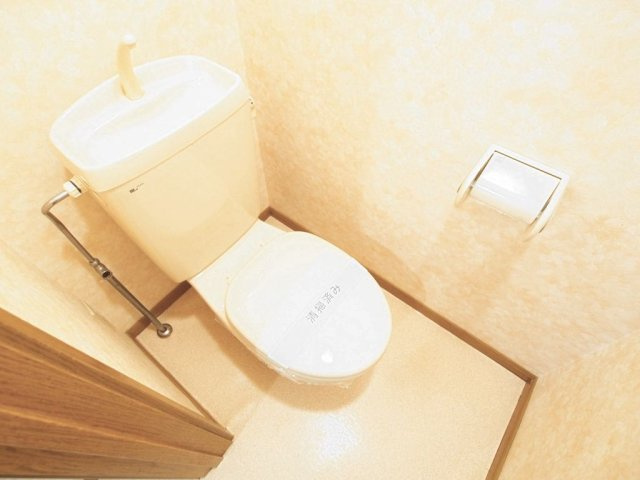 ガーデンハイム今古賀のトイレ