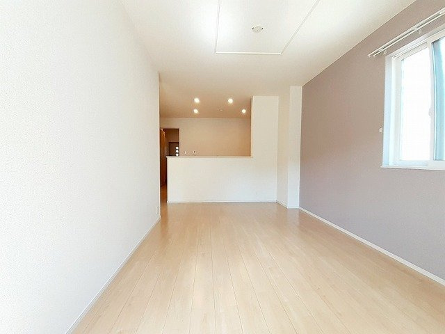 ロワンテール　Ⅳの居間・リビング