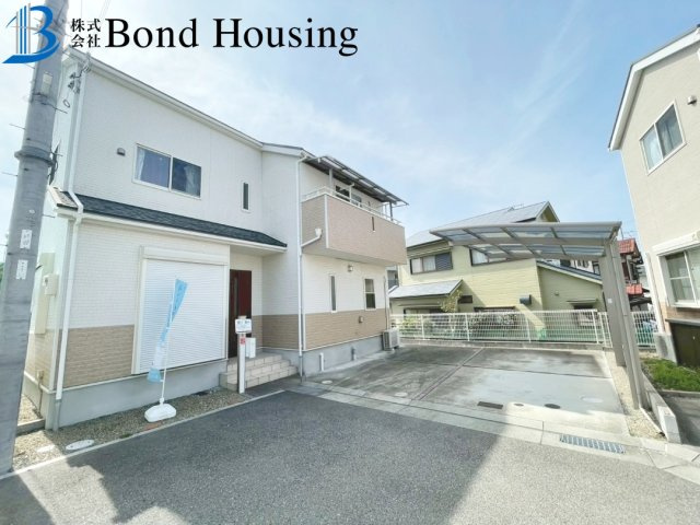  100万円分リフォーム選択可 駐車並列2台 玉津町高津橋 良質戸建の前面道路含む現地写真