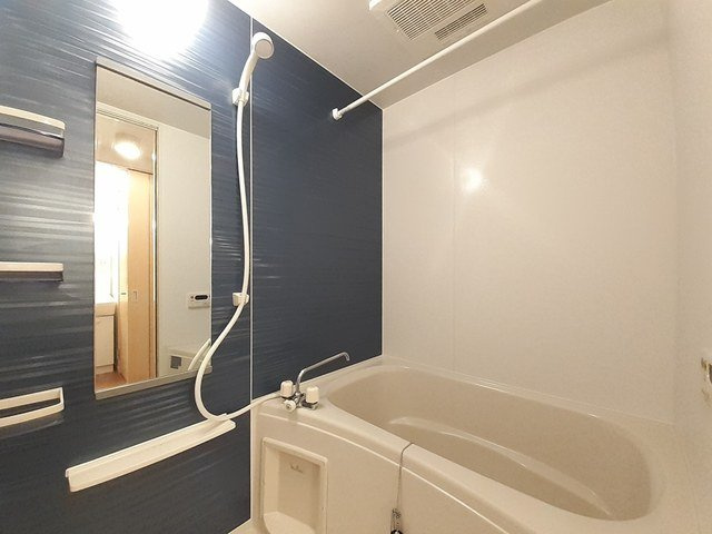 レインボーヒルズ愛坂Ⅱの浴室