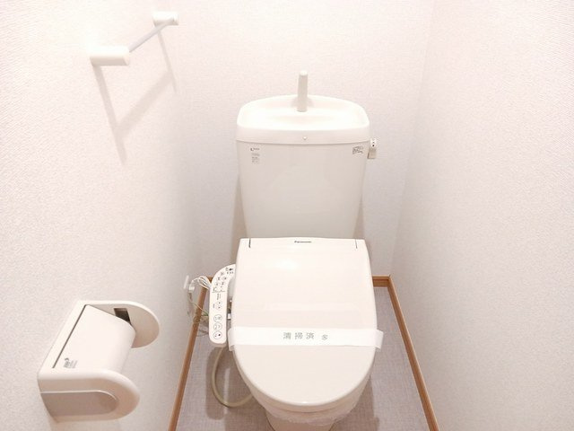 ブルス・ハープⅢのトイレ|清潔感のあるトイレです
