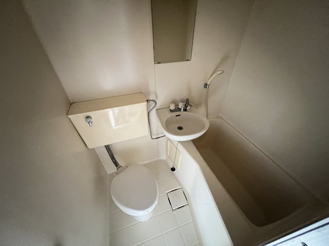 キャピタル壱番館の浴室|退去予定のため参考写真