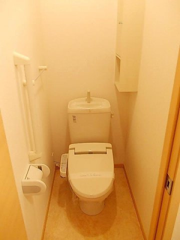 ガーネット　ガーデンのトイレ|ゆったりとした空間のトイレです