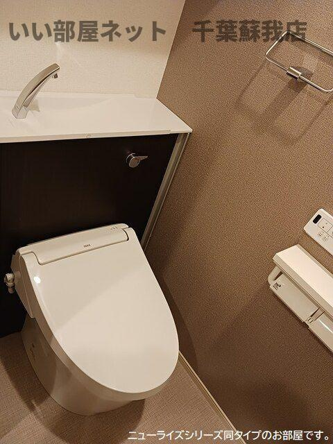 Ｂｏｎ　Ｖｏｙａｇｅのトイレ|落ち着いた色調のトイレです