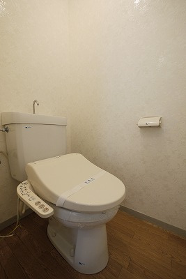 グランドールかたやまＡ棟のトイレ|※写真は別の部屋のものです。