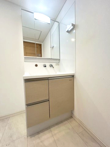 中古戸建　千曲市大字寂蒔の独立洗面台