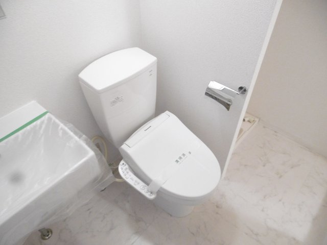 Ｐａｒｋ　Ｃｏｕｒｔ　離宮前のトイレ