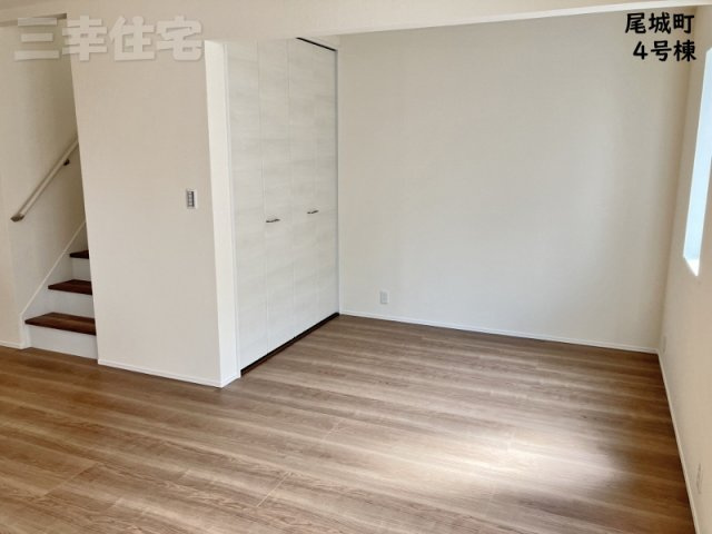 碧南市尾城町の居間・リビング|3帖フリースペース。ご家族の用途に合わせて使用できて、使い方が広がりますね