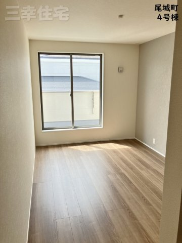 碧南市尾城町の寝室|主寝室7.5帖+ウォークインクローゼット1.5帖