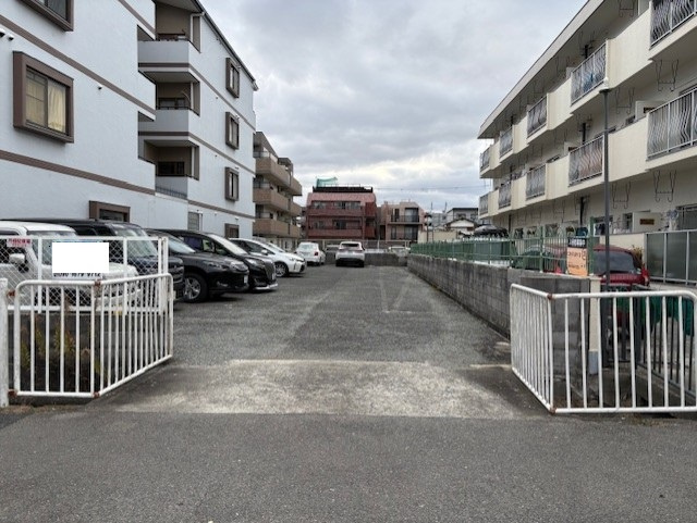 南武庫之荘２丁目駐車場