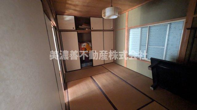 ６６２８１　安八郡神戸町大字末守中古住宅の和室