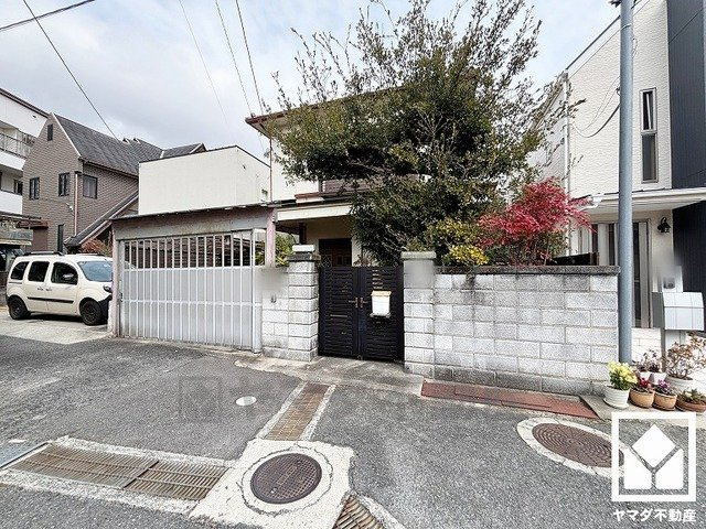 西宮市苦楽園一番町の外観|解体更地渡しのため、余分な解体費用を抑えられ、スムーズに建築に入れます。