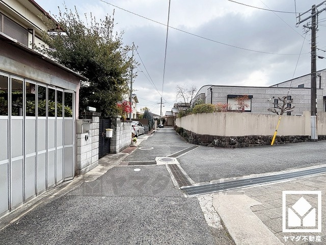 西宮市苦楽園一番町の外観|お問合せお待ちしております。