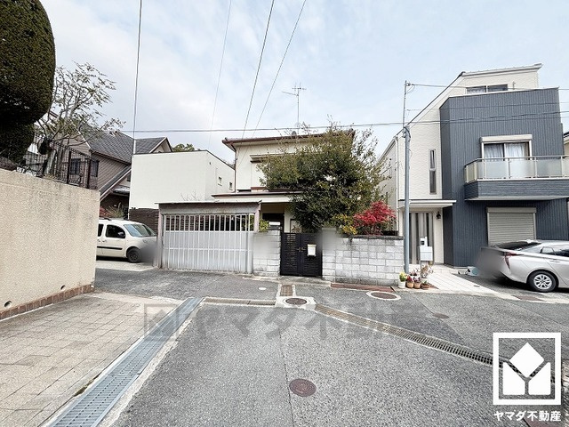 西宮市苦楽園一番町の外観