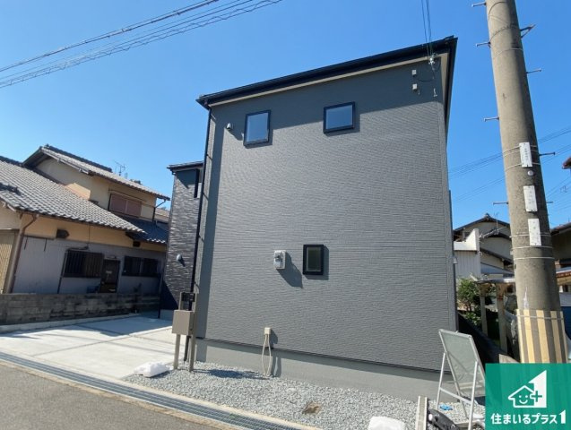 姫路市玉手　第3期　新築一戸建ての外観|安心の10年保証！外観を美しく保ち、雨水で汚れを落とします！気になることがありましたら、お気軽にお問い合わせください！