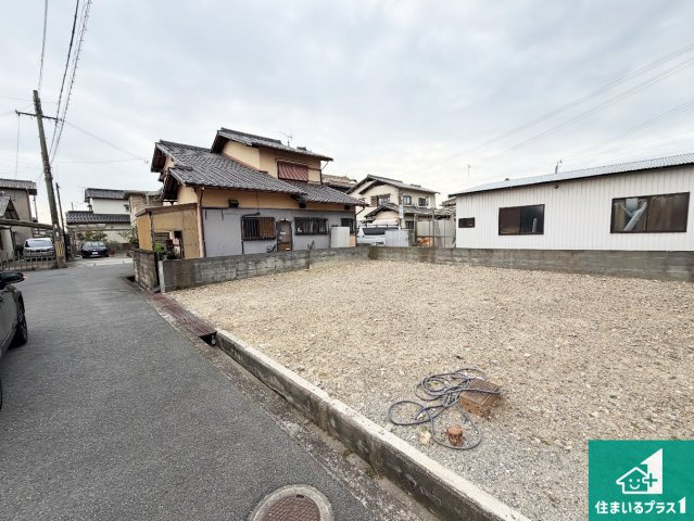 姫路市玉手　第3期　新築一戸建ての前面道路含む現地写真|周辺は落ち着いた街並みの住宅地！子育てがしやすい住環境です！まだ未完成ですが、現地でしかわからない事もございます。是非一度ご覧ください。