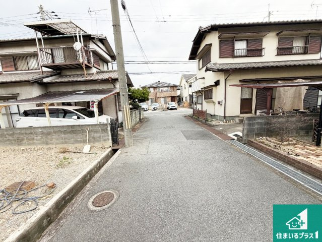 姫路市玉手　第3期　新築一戸建ての前面道路含む現地写真|周辺は落ち着いた街並みの住宅地！子育てがしやすい住環境です！まだ未完成ですが、現地でしかわからない事もございます。是非一度ご覧ください。