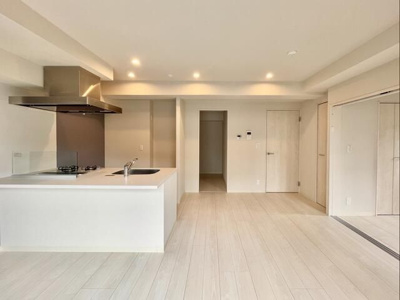 【居間・リビング】 | ＫＮＯＴＳ浅草 | 洋室