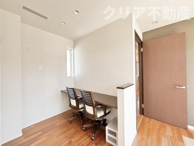 【寝室】 | 高崎市島野町　美築中古住宅