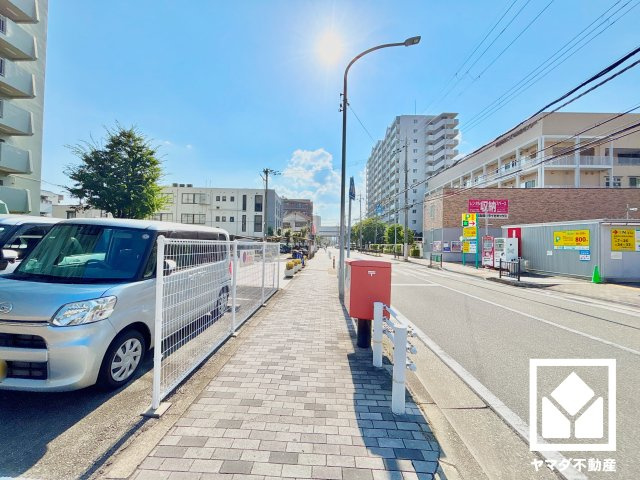西宮グリーンマンション１号棟の周辺|屋根付きの駐輪場・バイク置場を設置。雨や日差しの影響を受けにくく、大切なお乗り物の保管にも便利です。