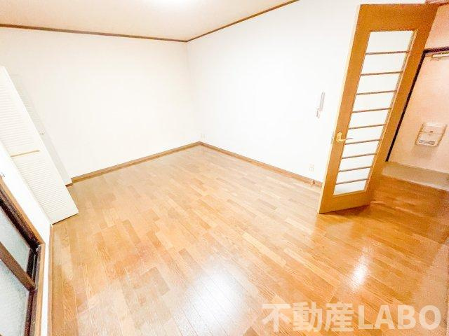フレグランス阿倍野の洋室