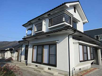 広島市安佐北区安佐町大字鈴張字中尾　中古一戸建ての外観